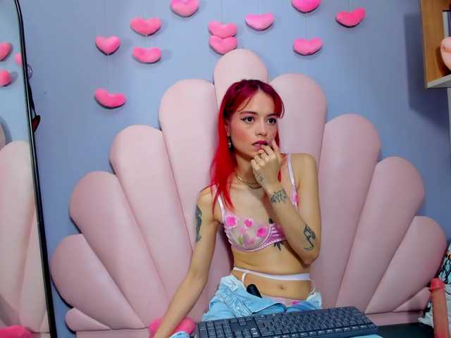 LucyMiller's BongaCams show and profile