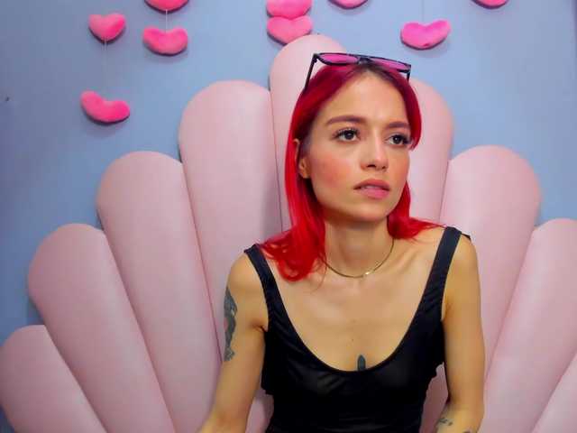 LUCY_MILLER webcam