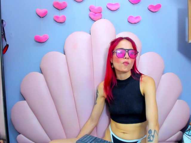 LucyMiller's BongaCams show and profile