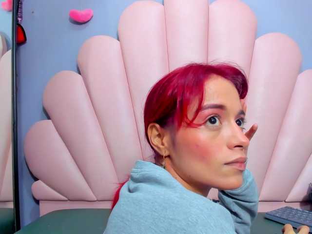 LucyMiller's BongaCams show and profile