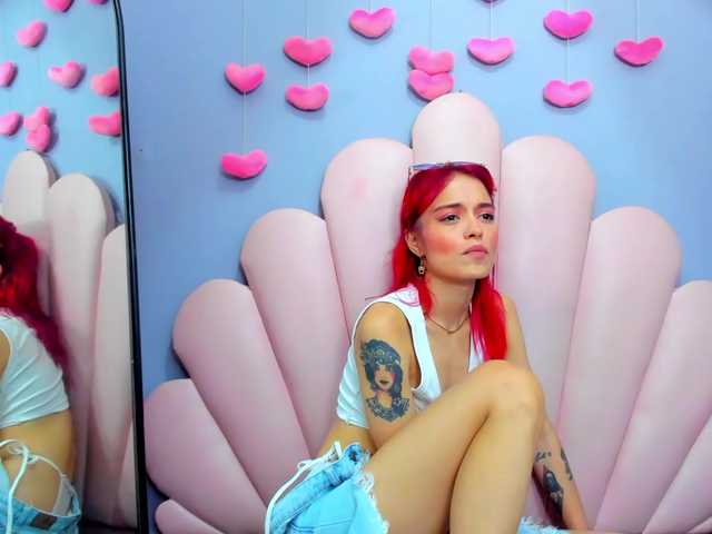 LucyMiller's BongaCams show and profile