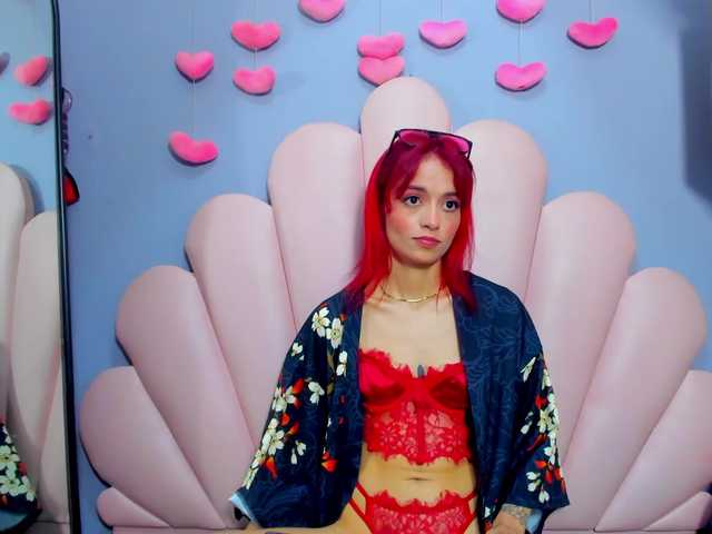 LucyMiller's BongaCams show and profile