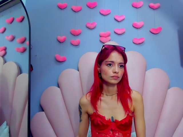 LucyMiller's BongaCams show and profile