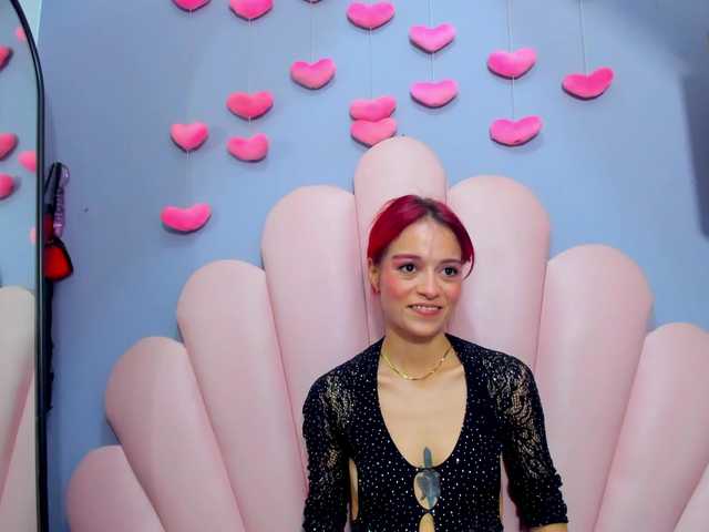 LucyMiller's BongaCams show and profile