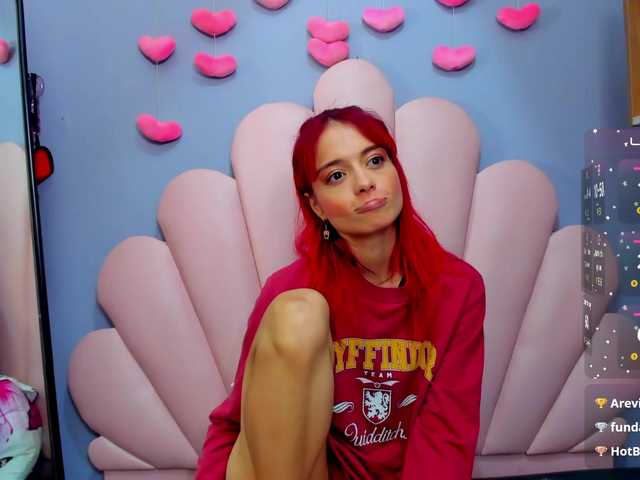 LucyMiller's BongaCams show and profile