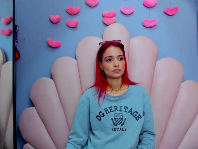 LucyMiller's BongaCams show and profile