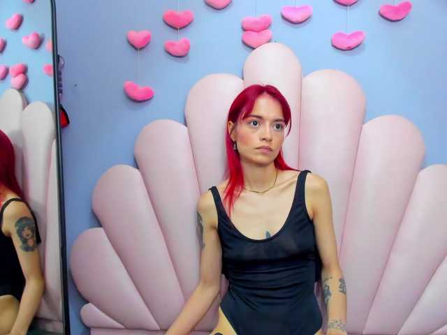 LucyMiller's BongaCams show and profile