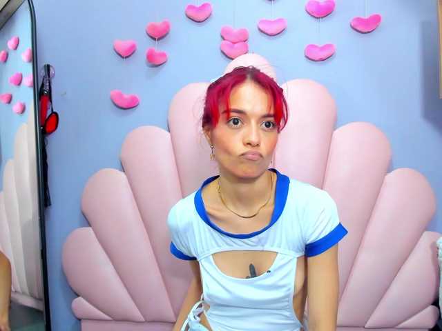 LucyMiller's BongaCams show and profile