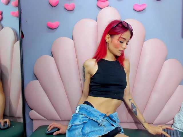 LucyMiller's BongaCams show and profile