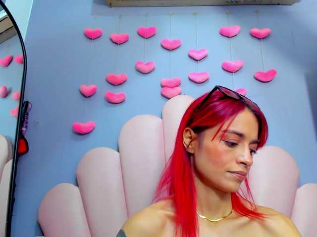 LucyMiller's BongaCams show and profile