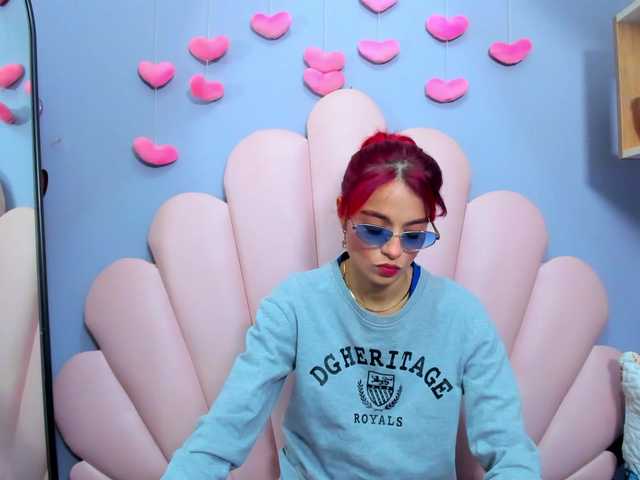 LucyMiller's BongaCams show and profile