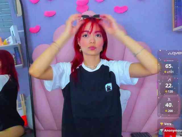 LUCY_MILLER webcam