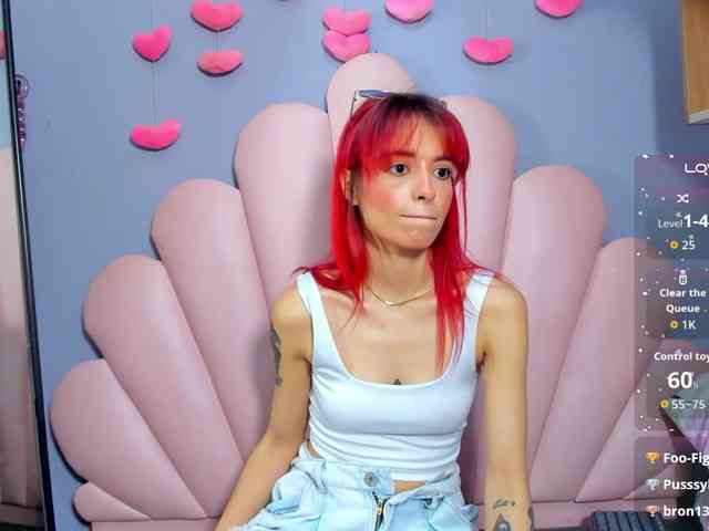LUCY_MILLER webcam