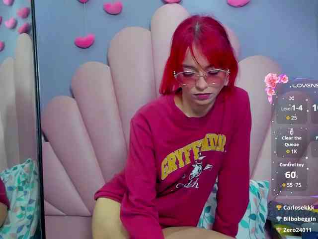 LUCY_MILLER webcam