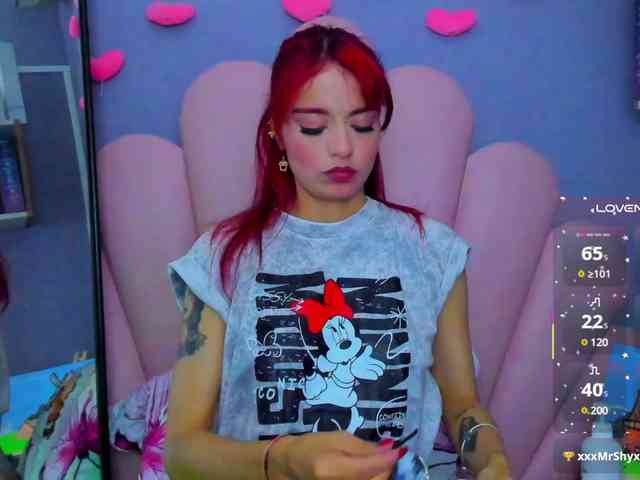 LUCY_MILLER webcam