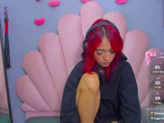 LUCY_MILLER webcam