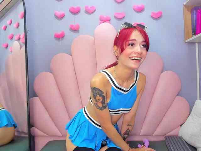 LUCY_MILLER webcam