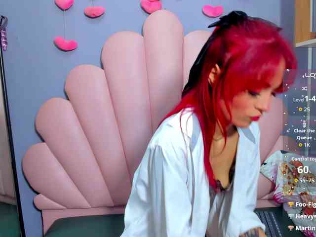 LUCY_MILLER webcam