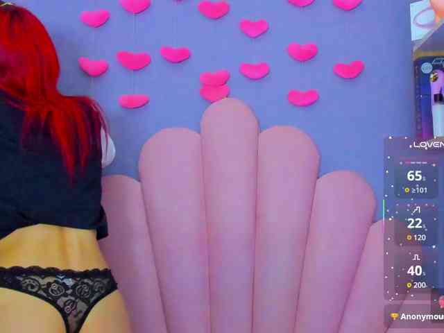 LUCY_MILLER webcam