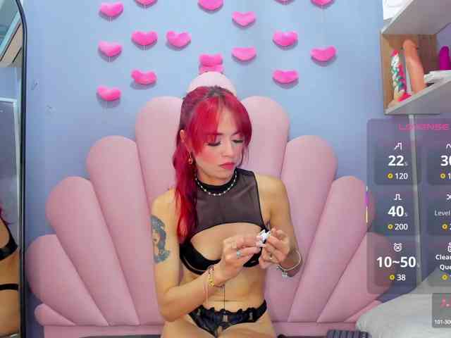 LUCY_MILLER webcam