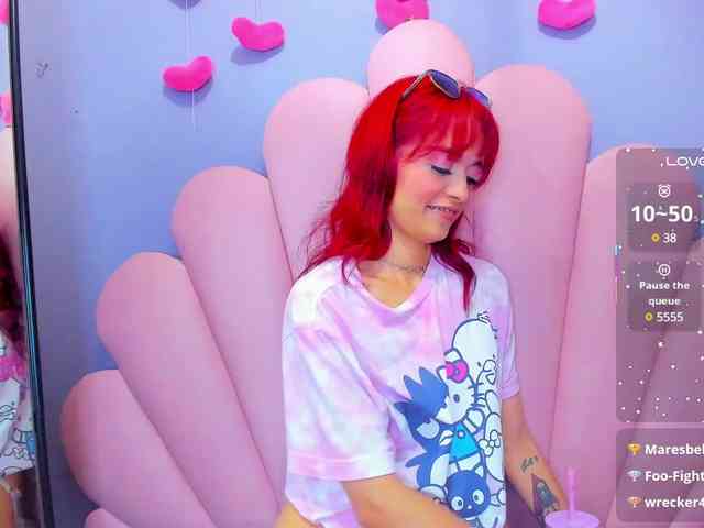 LUCY_MILLER webcam