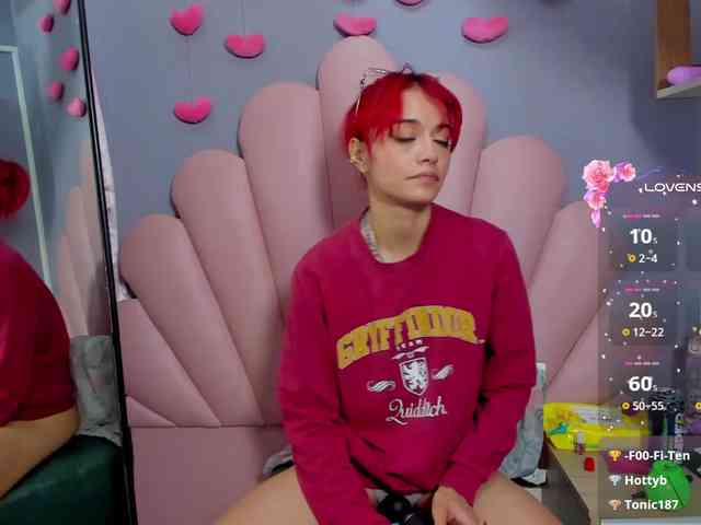 LUCY_MILLER webcam