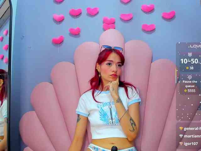 LUCY_MILLER webcam