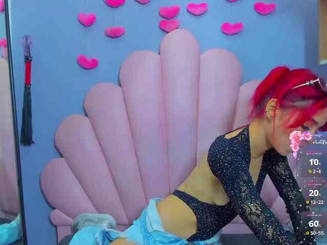 LUCY_MILLER webcam