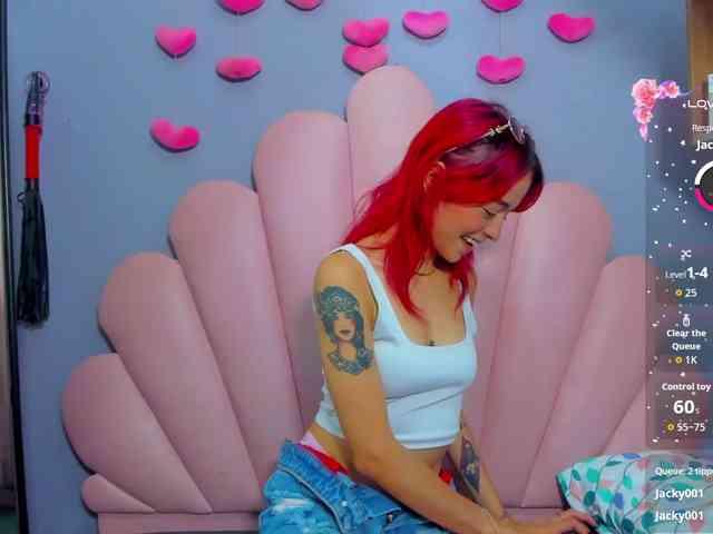 LUCY_MILLER webcam