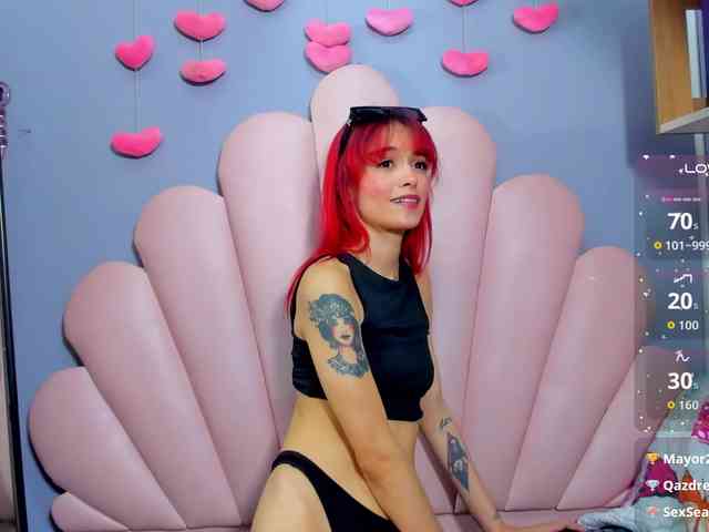 LUCY_MILLER webcam