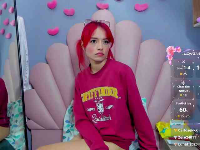 LUCY_MILLER webcam