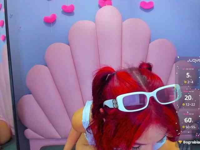 LUCY_MILLER webcam