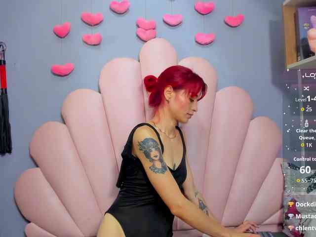 LUCY_MILLER webcam