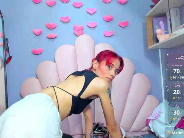 LUCY_MILLER webcam