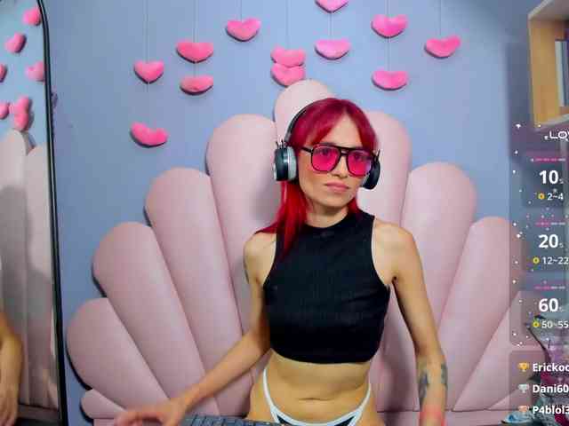 LUCY_MILLER webcam