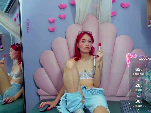LUCY_MILLER webcam