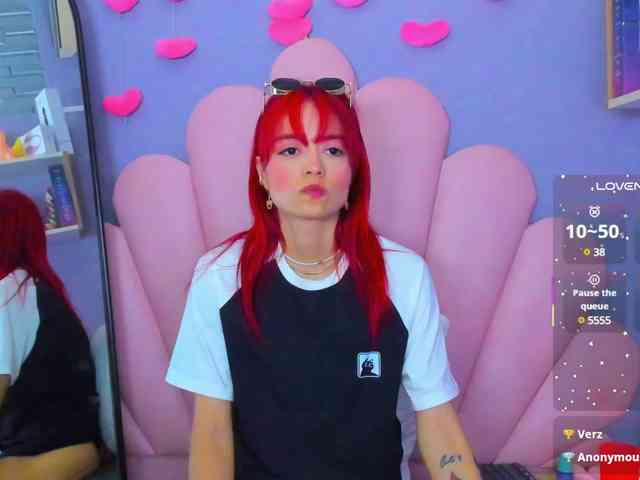 LUCY_MILLER webcam