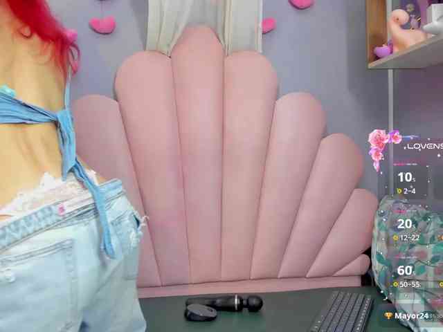 LUCY_MILLER webcam