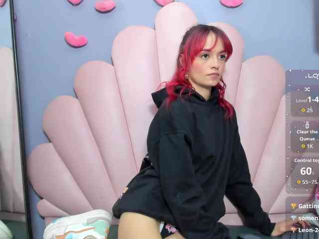 LUCY_MILLER webcam