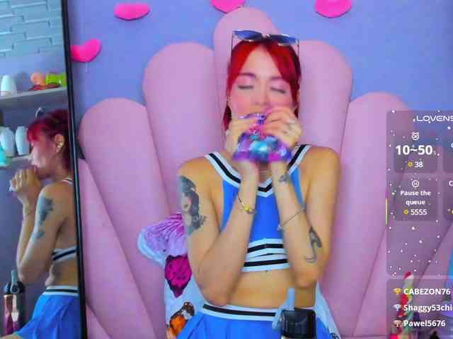 LUCY_MILLER webcam