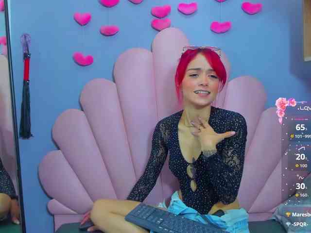 LUCY_MILLER webcam