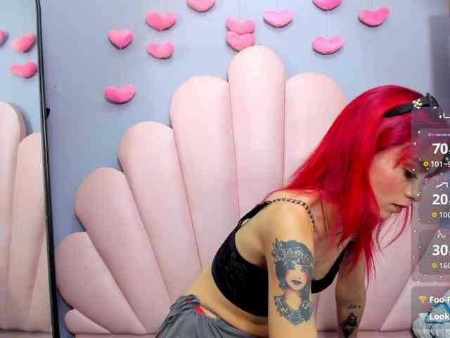 LUCY_MILLER webcam