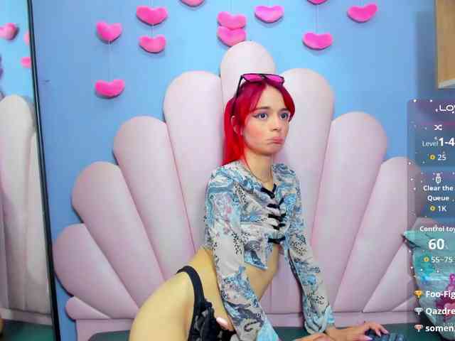 LUCY_MILLER webcam