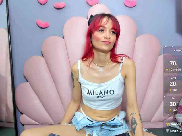 LUCY_MILLER webcam