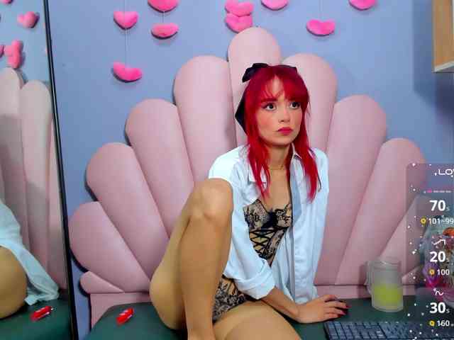 LUCY_MILLER webcam