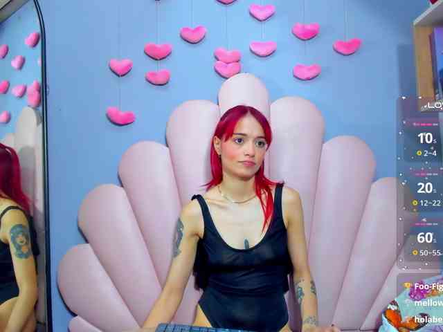 LUCY_MILLER webcam