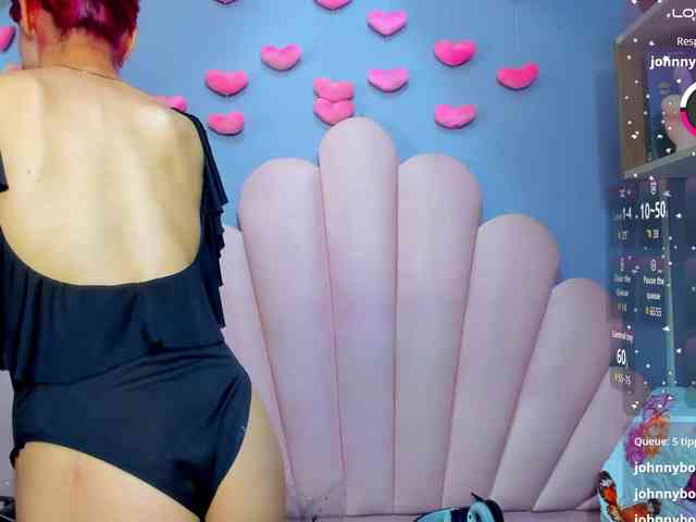 LUCY_MILLER webcam