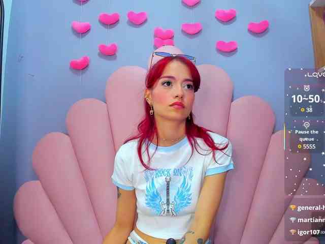 LUCY_MILLER webcam