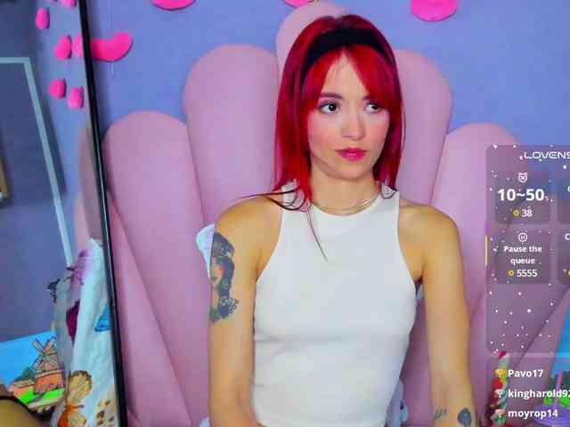 LUCY_MILLER webcam