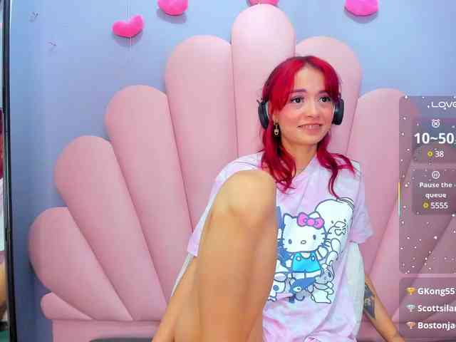 LUCY_MILLER webcam